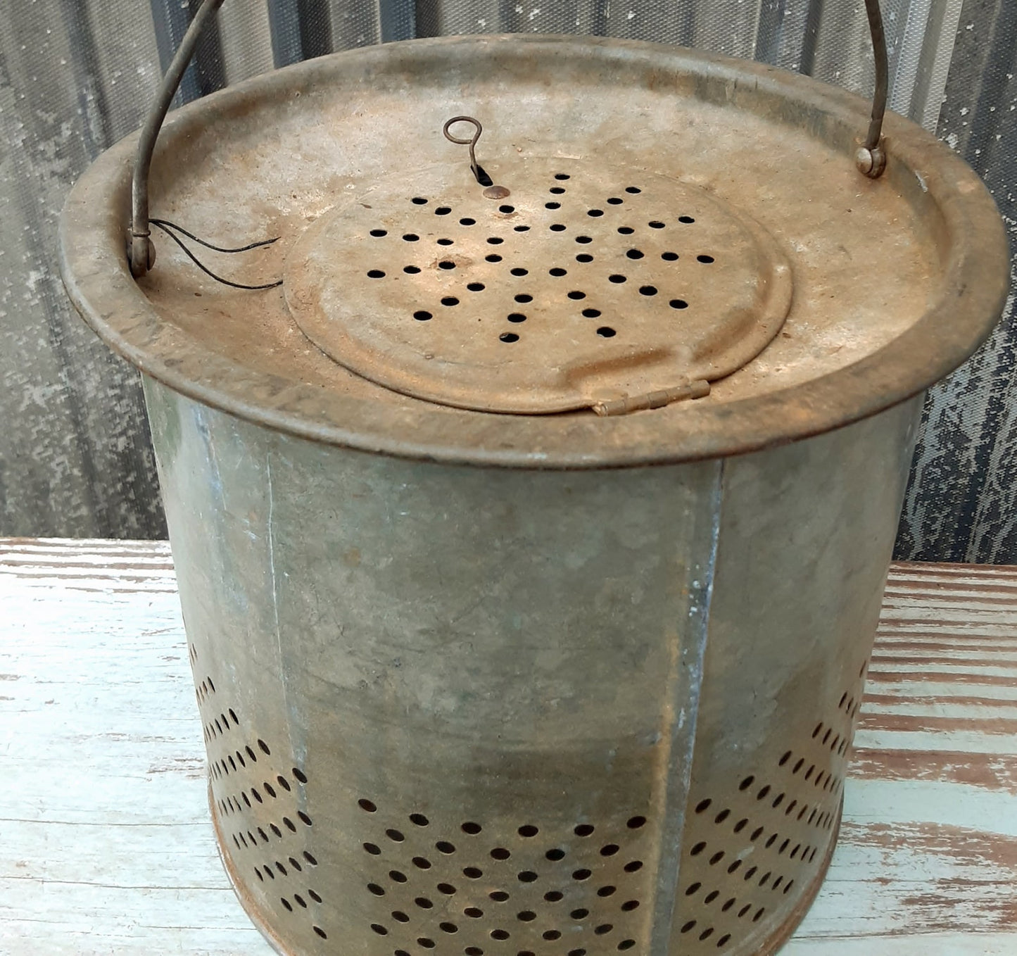 Air Breather Galvanized Minnow Bucket - Metal Bait Pail